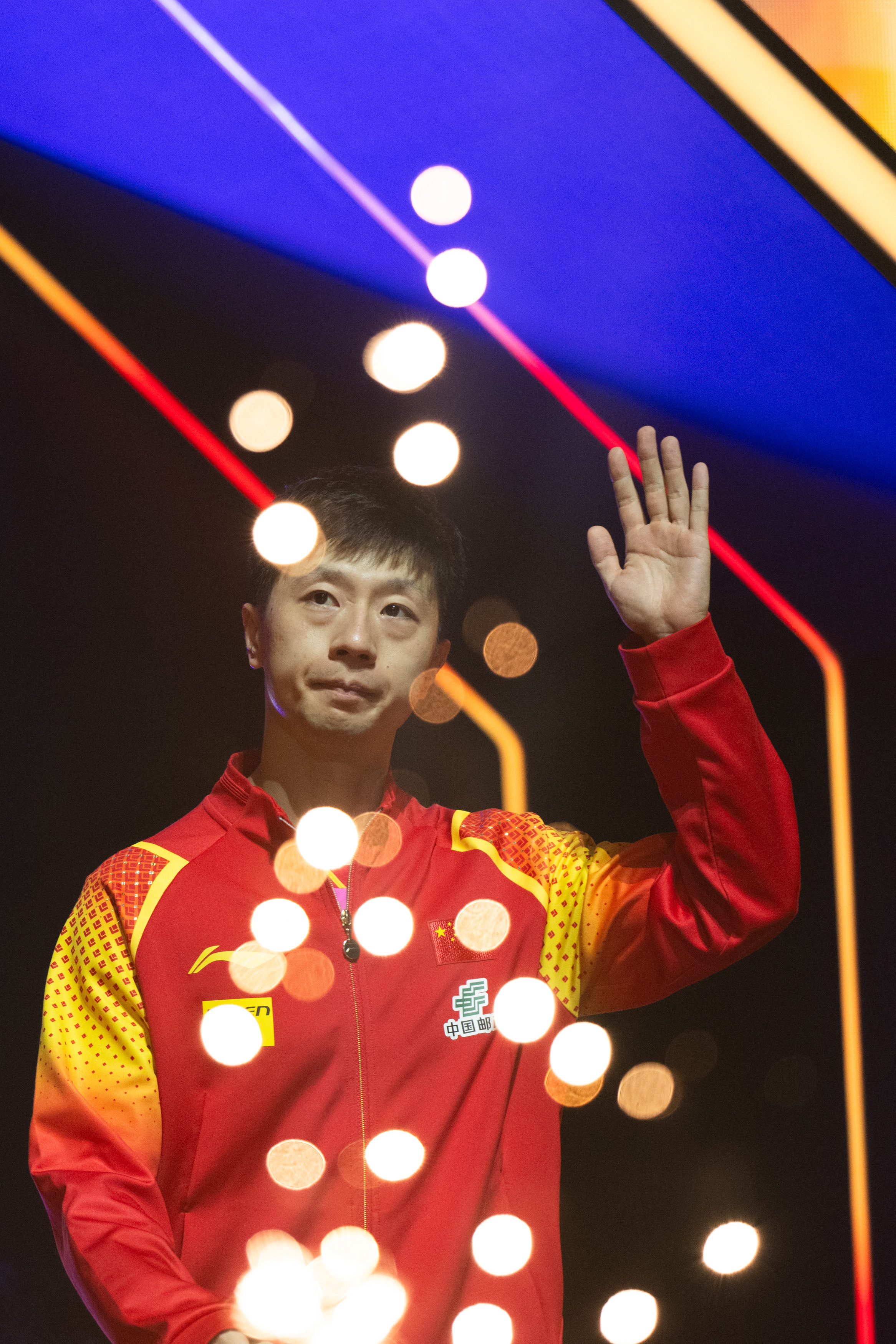 关于中国乒乓球队轻取奥地利乒乓球队，马龙爆发神勇的信息