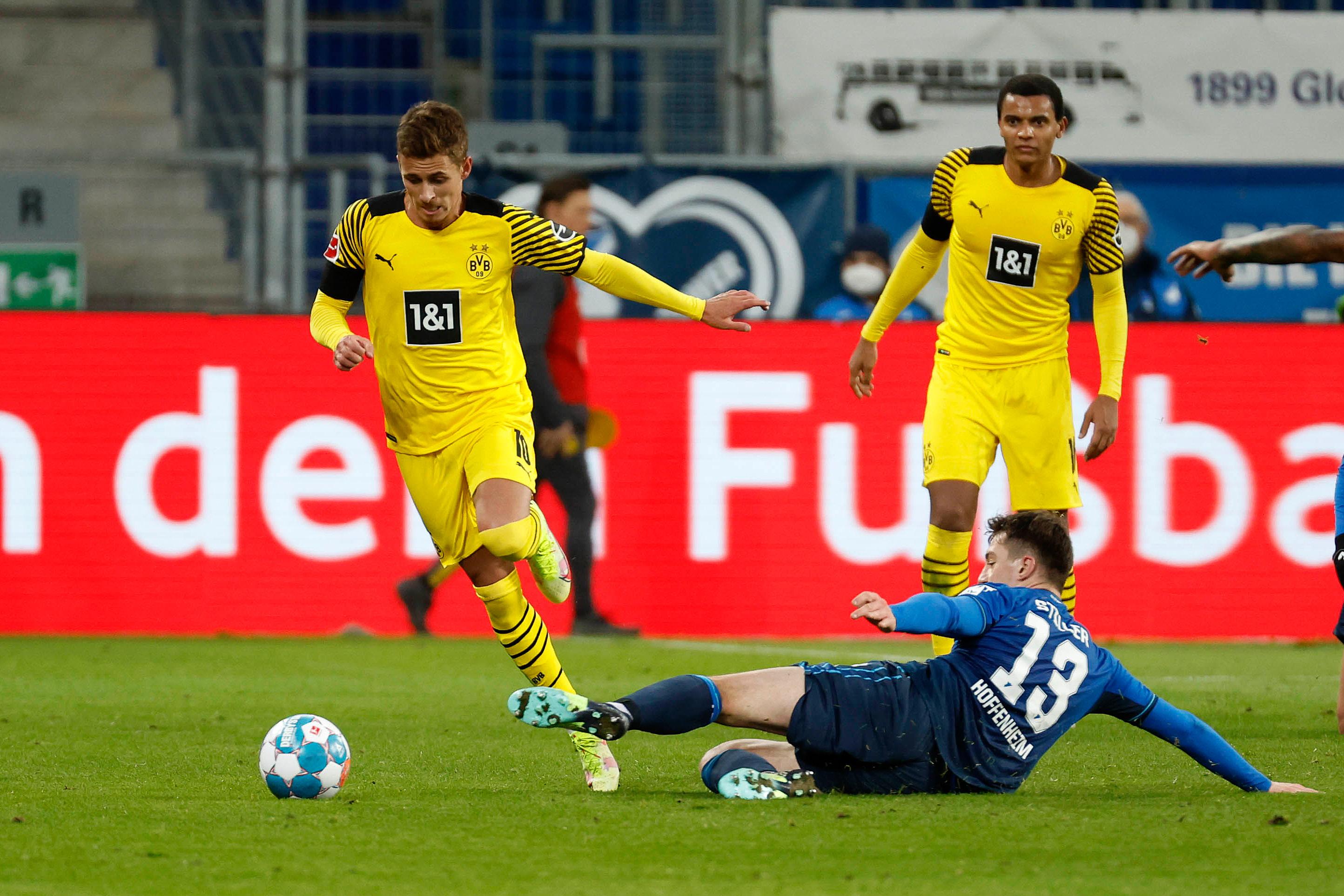 关于霍芬海姆大胜尼斯,扩大领先的信息 关于霍芬海姆大胜尼斯,扩大领先的信息