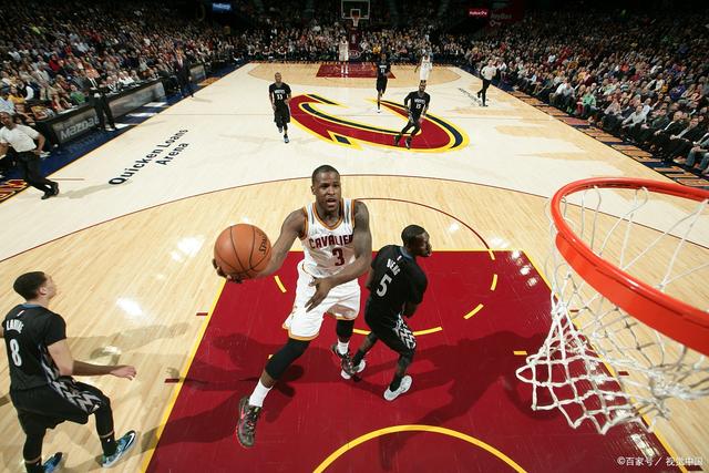 森林狼控卫状态回升，成最稳定得分点的简单介绍