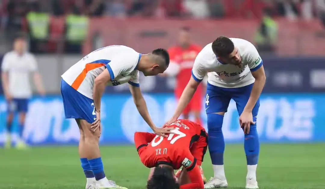 霍芬海姆前锋进球后连场不胜,球队再次陷困的简单介绍 霍芬海姆前锋进球后连场不胜,球队再次陷困的简单介绍