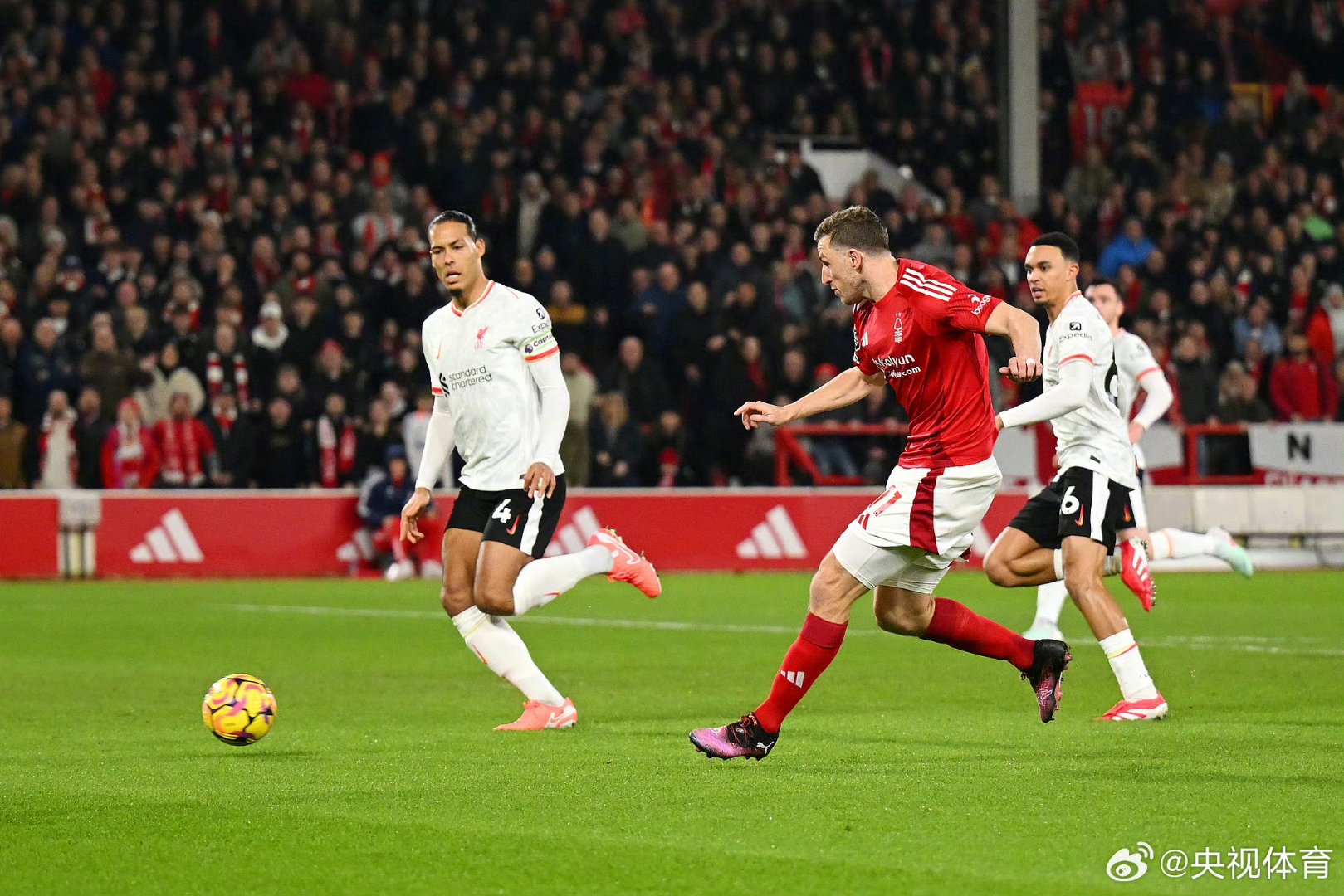 利物浦主场战胜西汉姆，实现全胜